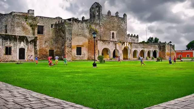 El Convento de San Bernardino de Siena es uno de los más antiguos en Yucatán