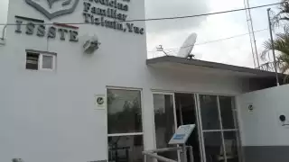 La farmacia de la unidad médica presenta desabasto