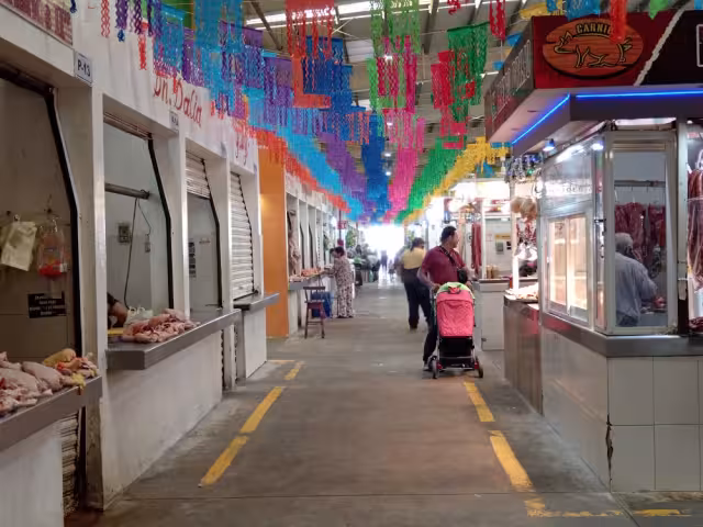 Locatarios entregaron pliego petitorio desde febrero; la mayoría de demandas sigue sin resolverse.