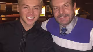 El actor confirmó que aún sigue el proceso legal en contra de Óscar Ruíz