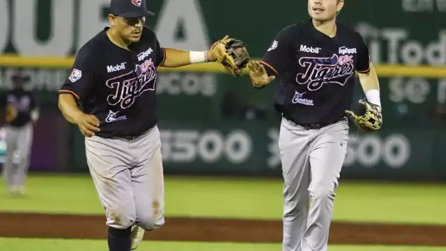 El único timbrazo del partido se dio con el primer bateador de la noche, Irvin Zazueta
