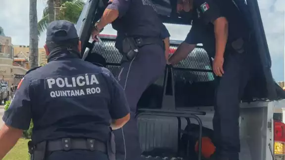 El detenido por traer droga en Cozumel fue llevado a la Fiscalía General de Quintana Roo para definir su situación legal