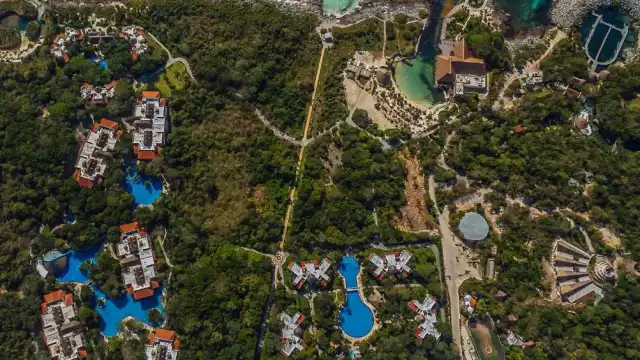 La construcción afectó una superficie total de 111.70 ha ubicadas en el kilómetro 281, de la Carretera Federal 307, en Solidaridad