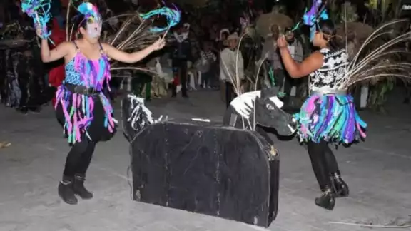 En la colonia Procesadora iniciará la Pintadera, habrá dos cómicos y música en vivo En la colonia Procesadora iniciará la Pintadera, habrá dos cómicos y música en vivo
