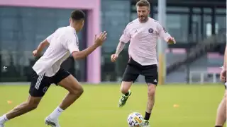 El exjugador del Real Madrid convivió con los jóvenes de su equipo