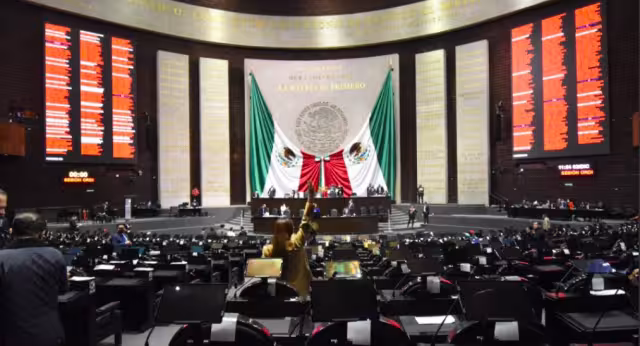 En la Cámara de Diputados, se acordó bajar la discusión para eliminar el horario de verano; fue reprogramada para este jueves
