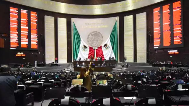 En la Cámara de Diputados, se acordó bajar la discusión para eliminar el horario de verano; fue reprogramada para este jueves
