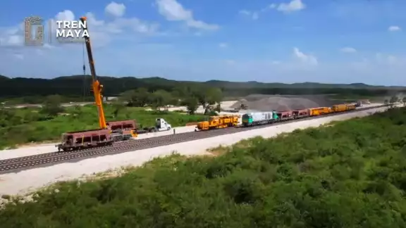 Ya son 23 máquinas con lo que avanzará la conformación de la vía en la Zona Norte del tramo 