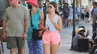 Arriban al Puerto de Cozumel cinco cruceros, se espera cuantiosa derrama económica en el destino