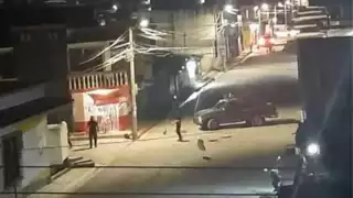 Hombres asedian colonias de San Cristóbal de las Casas