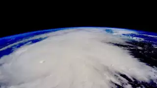 Dependiendo de su fuerza un ciclón tropical puede llamarse depresión tropical, tormenta tropical y huracán