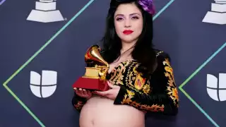 Mon Laferte anunció que había dado a luz el pasado 10 de febrero. Foto: Especial