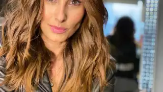 En redes sociales la actriz presumió el ajuar que usó para su enlace con Martínez Ostos, con quien inició una relación en 2018