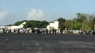 Ayer se trasladó un grupo similar pero en un vuelo comercial