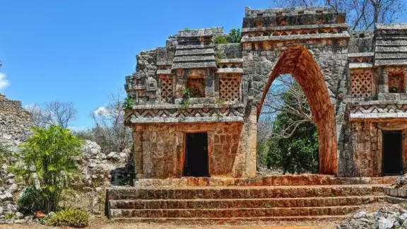 La arquitectura de la Ruta Puc está llena de simbolismos La arquitectura de la Ruta Puc está llena de simbolismos