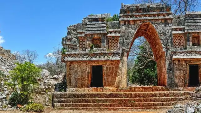 La arquitectura de la Ruta Puc está llena de simbolismos