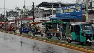 José Luis Flota Hernández (r) dijo que lo que solamente participaron seis de los 18 gremios que hay en la cabecera, porque saben que van a contar con apoyos para regularizarse