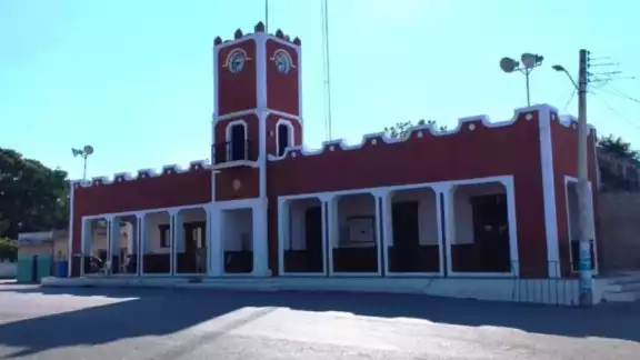 Vecinos de Sucilá exigen la intervención de autoridades ante el comportamiento violento de una persona Vecinos de Sucilá exigen la intervención de autoridades ante el comportamiento violento de una persona