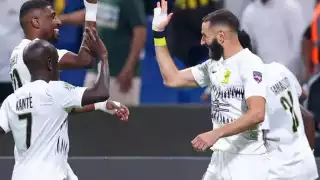 El delantero francés también dio una asistencia en su primer partido con el club árabe
