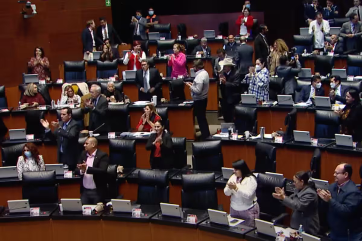 Senado aprueba en lo general y particular el dictamen de ‘Plan B’ de la ...
