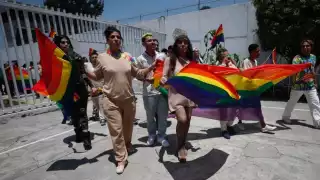Exigen en marcha del orgullo LGBT+ en el Reclusorio Oriente en la CDMX capacitar al personal en derechos de la comunidad