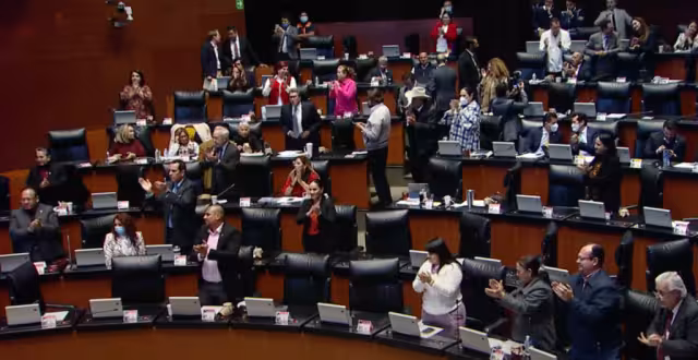 Postura del coordinador de Morena es derrotada; no se acepta la gran mayoría de las correcciones a la minuta de la Cámara Baja
