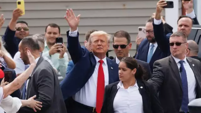 Donald Trump propone restaurar el poder presidencial para incautar fondos públicos de EU