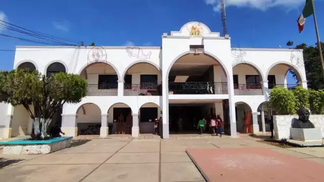 La administración de Sofía Alcocer dejó una deuda de dos millones de pesos a la Comisión Federal de Electricidad