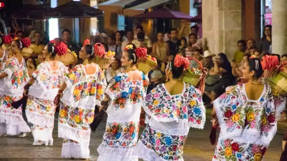 Los eventos culturales brillarán en el Mérida Fest 2025