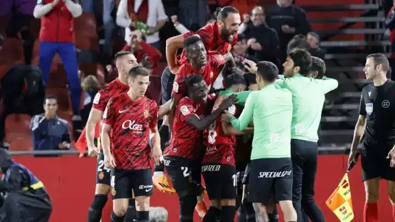 Javier Aguirre logró la salvación con el Mallorca tras vencer al Cádiz en LaLiga Javier Aguirre logró la salvación con el Mallorca tras vencer al Cádiz en LaLiga