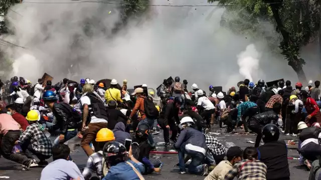 Birmania supera el umbral de los 300 muertos a manos de la junta militar tras el golpe de Estado