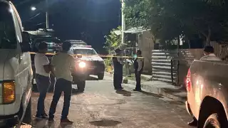 Trascendió en el sitio que podría tratarse de un par de personas de origen colombiano montados en una moto Pulsar