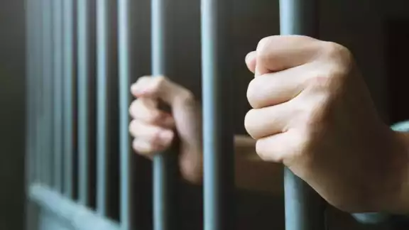 El hombre fue sentenciado a 2 años de prisión 