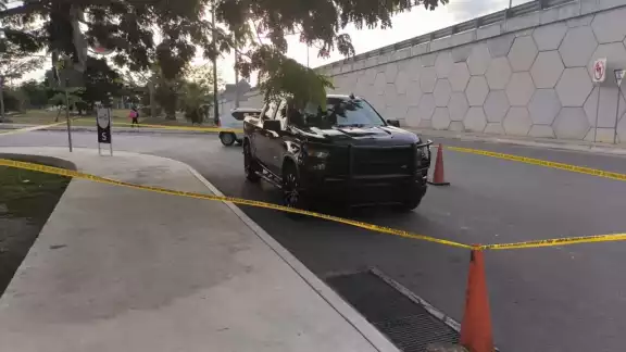 La camioneta fue asegurada por las autoridades