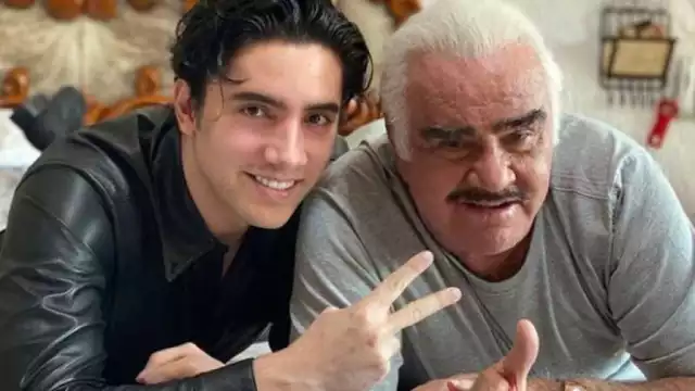 El nieto del “Charro” de Huentitán” estuvo presente en el homenaje de cuerpo presente que se celebró en la Arena VF