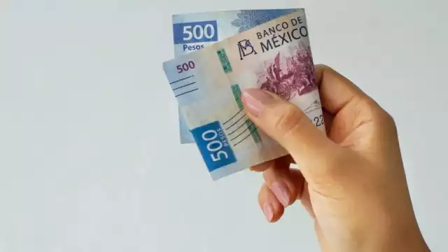 Proponen aumento en prima vacacional para trabajadores mexicanos