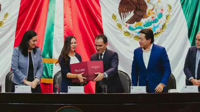 Entrega del Paquete Económico