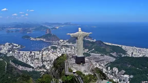 El Cristo Redentor de Brasil honró a Pelé de una forma muy brasileña El Cristo Redentor de Brasil honró a Pelé de una forma muy brasileña