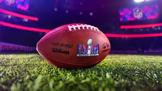 Los primeros en clasificar fueron los Ravens, quienes dejaron en camino a Texans. No obstante, los 49ers no se quedarían atrás, ya que, en un partido complicadísimo, terminaron venciendo a Packers

