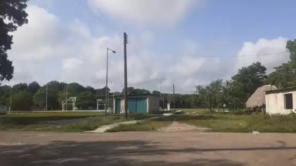 Las autoridades ya están enteradas del problema; sin embargo, no se ha resuelto. Las autoridades ya están enteradas del problema; sin embargo, no se ha resuelto.