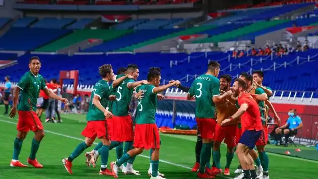 AMLO felicita a selección de futbol por medalla de bronce en Juegos Olímpicos