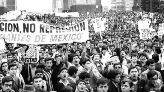 A 53 años de la matanza en Tlatelolco, esto fue lo que sucedió
A 53 años de la matanza en Tlatelolco, esto fue lo que sucedió
