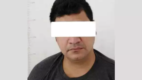 El abuelo y el padrastro fueron detenidos como principales sospechosos. Foto: Especial
El abuelo y el padrastro fueron detenidos como principales sospechosos. Foto: Especial