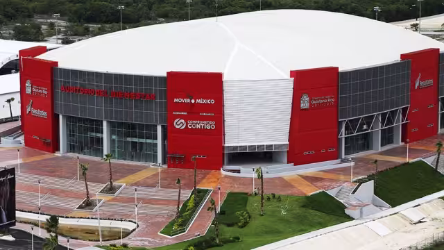 Se tenía planeado que el Auditorio del Bienestar en Cancún sirviera como un referente para conciertos y espectáculos internacionales