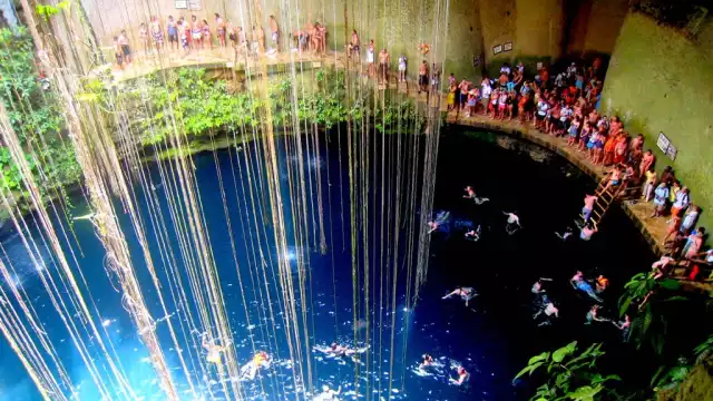 Se cree que las aguas de los cenotes ayudan a rejuvenecer