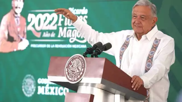 AMLO dijo que la reforma constitucional en materia electoral no será aprobada en la Cámara de Diputados debido al bloque opositor