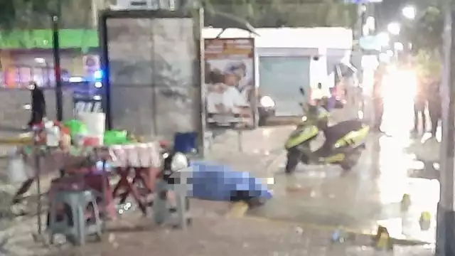 Fue ejecutado la madrugada de hoy a unos pasos de un puesto ambulante