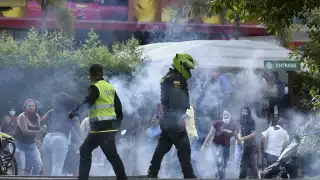 El hecho ocurrió el viernes en la noche, cuando un grupo de policías fue atacado con armas de fuego