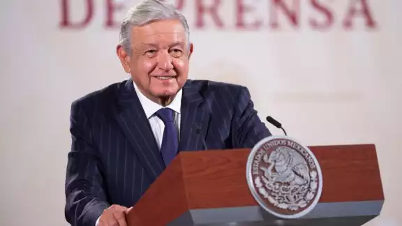 Andrés Manuel López Obrador pide que Perú restituya a Pedro Castillo en la presidencia, al no reconocer a Dina Boluarte Andrés Manuel López Obrador pide que Perú restituya a Pedro Castillo en la presidencia, al no reconocer a Dina Boluarte