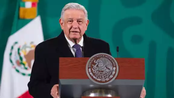 AMLO dio a conocer que, antes de que terminara la administración de Donald Trump, le envió una carta para solicitarse la exoneración y perdón del periodista Julian Assange AMLO dio a conocer que, antes de que terminara la administración de Donald Trump, le envió una carta para solicitarse la exoneración y perdón del periodista Julian Assange